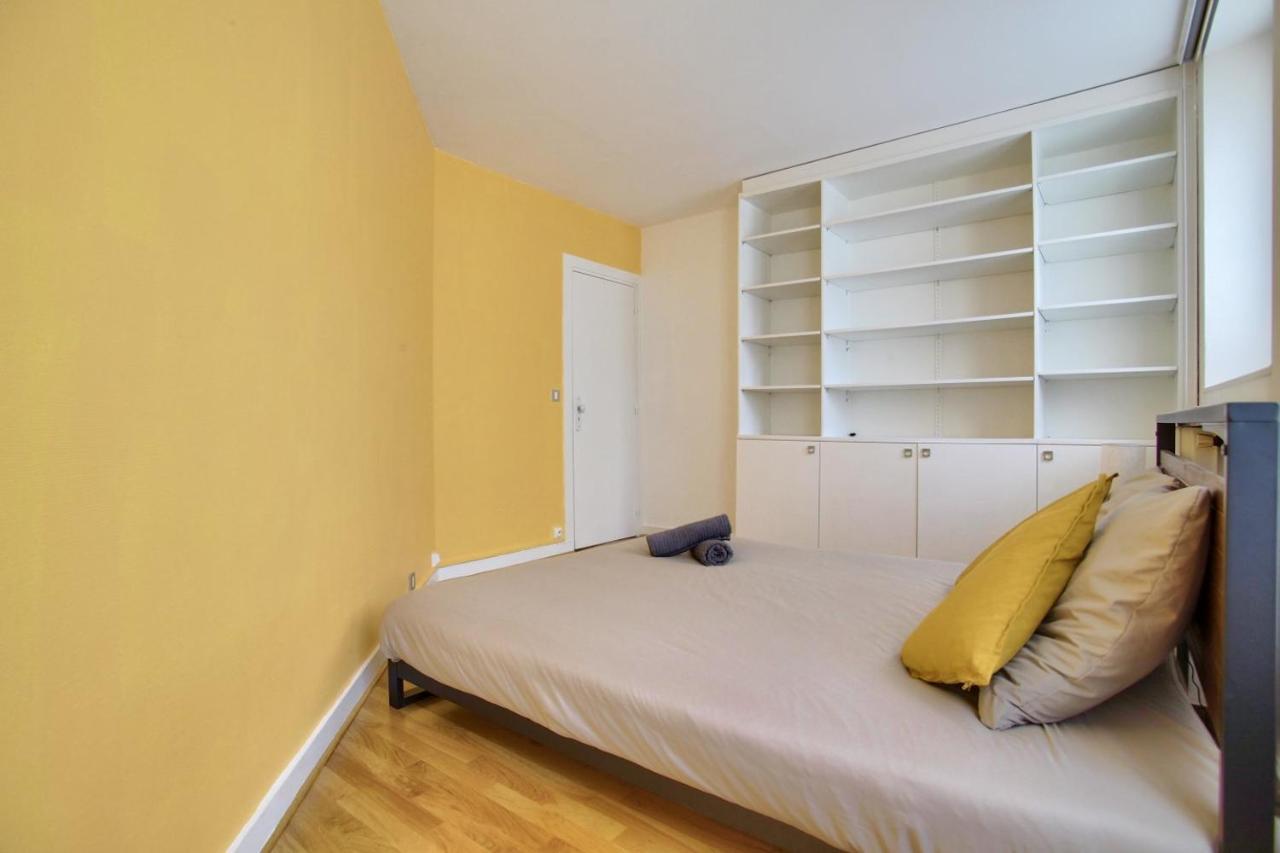باريس 2 Bedrooms Tour Eiffel Breteuil المظهر الخارجي الصورة